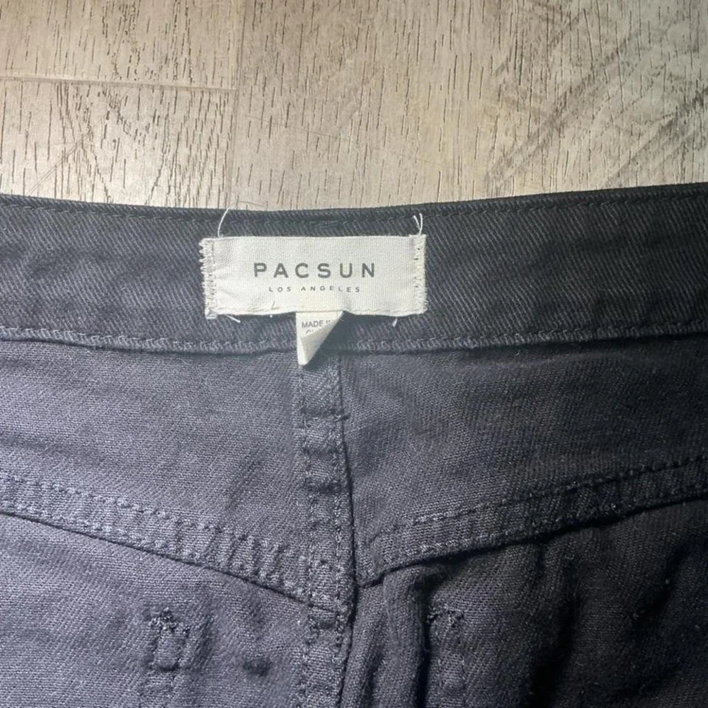 PacSun Black Denim Mini Skirt‎ Zipper Detail Size 26 Y2K Streetwear Going Out